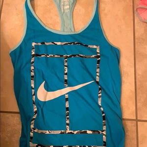 Nike tank